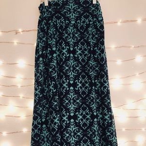 navy and turquoise patterned maxi skirt